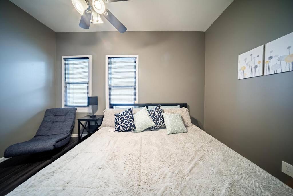 Walkable Gem In Little Italy Apartment Cleveland Bagian luar foto